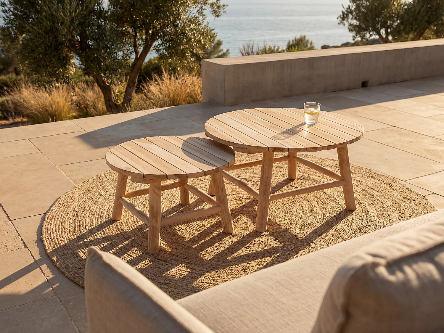 Lot de 2 tables basses de jardin en teck - Naturel clair - TULUM de MYLIA