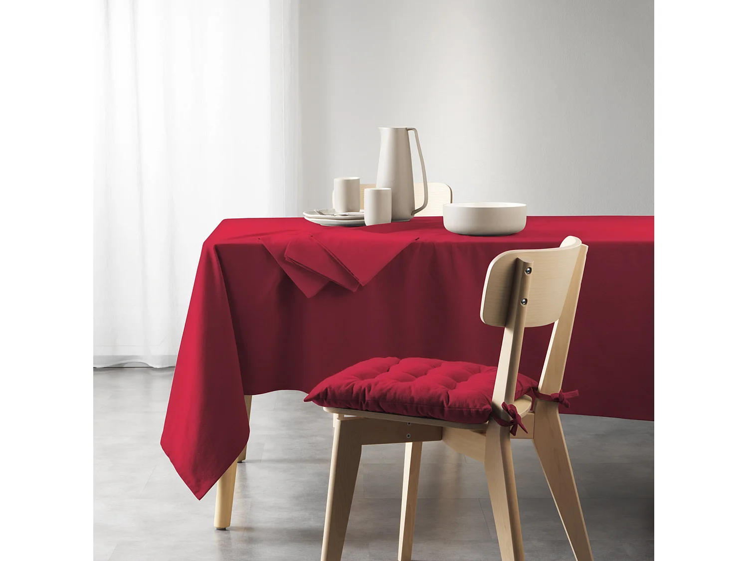 Nappe Rectangulaire "Mistral" 140x240cm Bordeaux