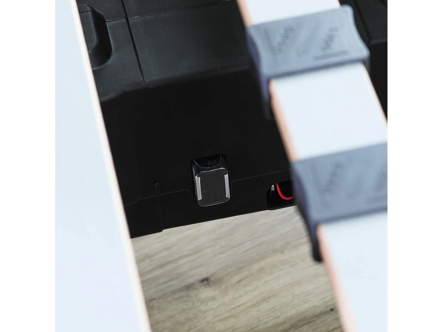 Sommier électrique de relaxation à lattes en bois wengé 2x80x200