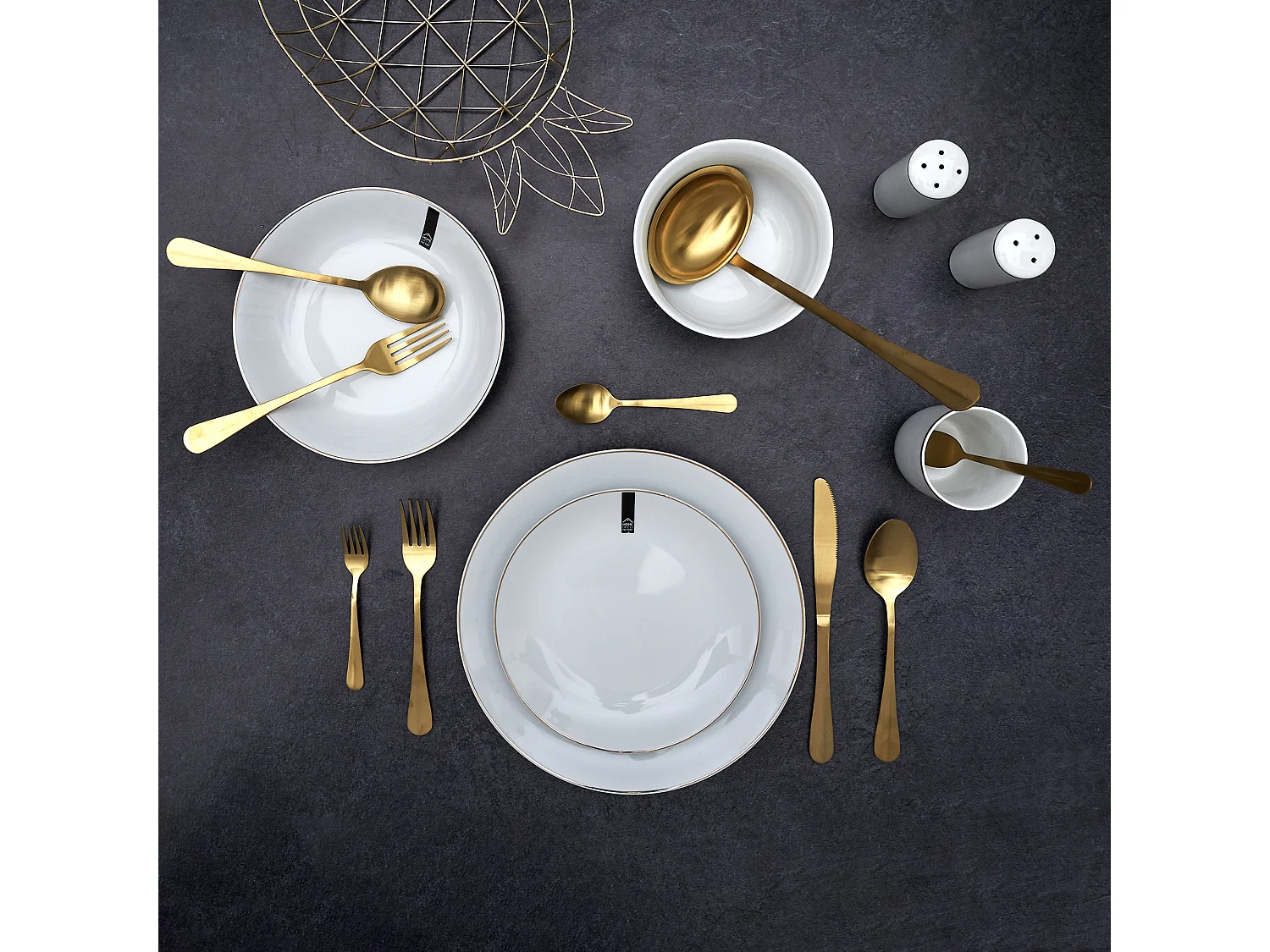 Assiette Lisere Dore 20cm