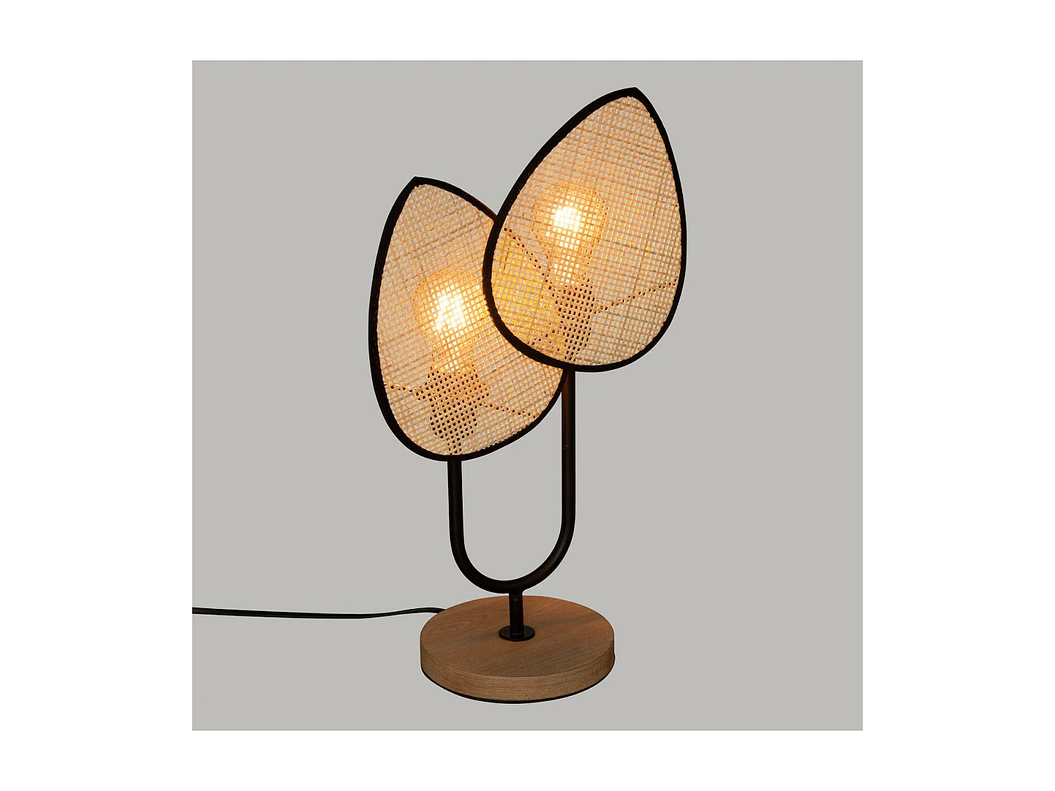 Lampe à poser en Cannage de Rotin et métal Noir H 44 cm
