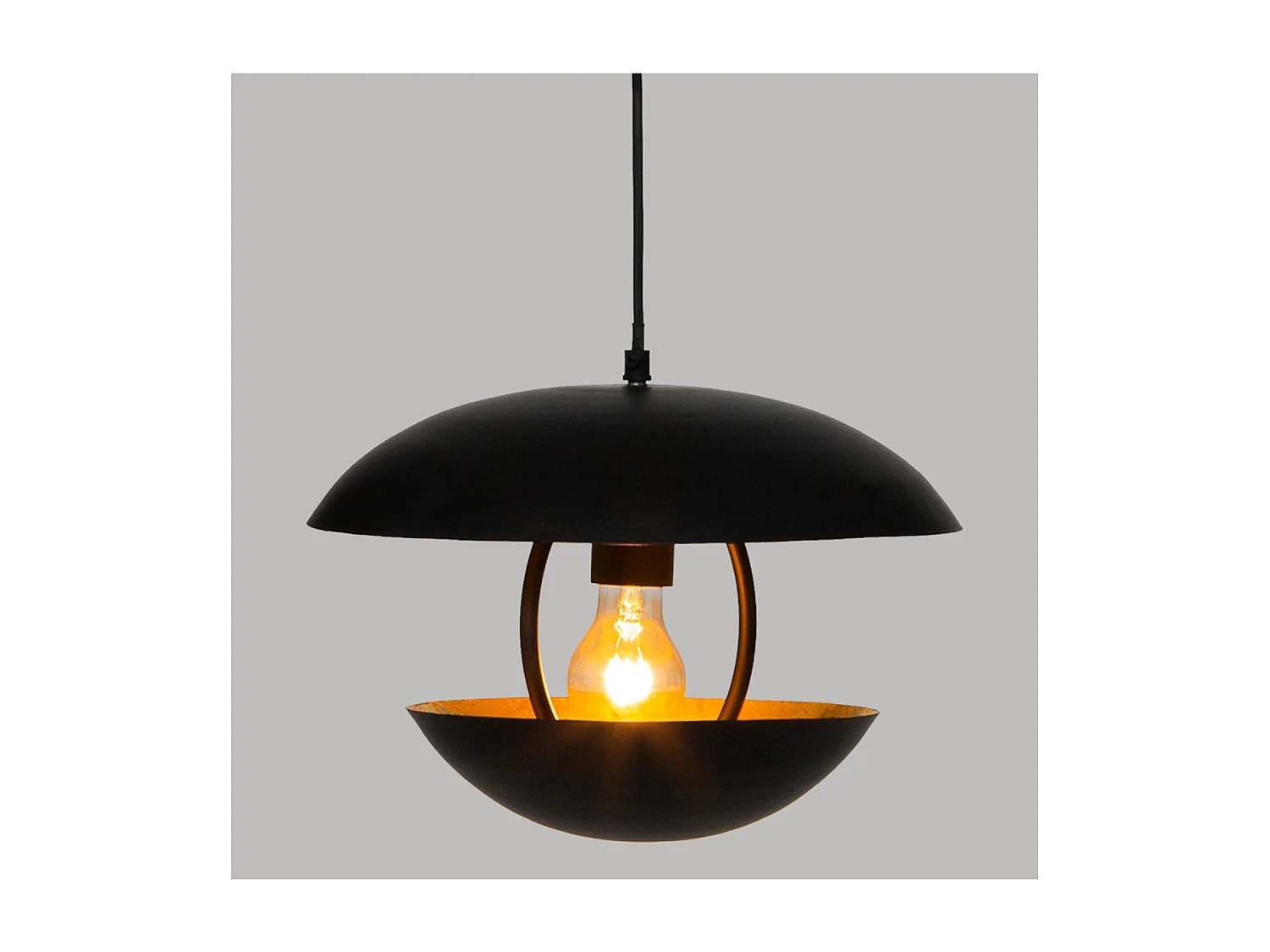 Luminaire Suspension en métal Doré et Noir D 33 x H 23 cm