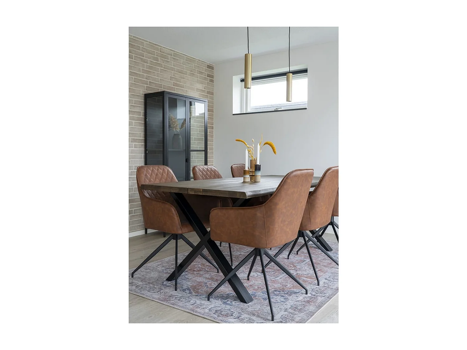 Silla de comedor giratoria Ava marrón