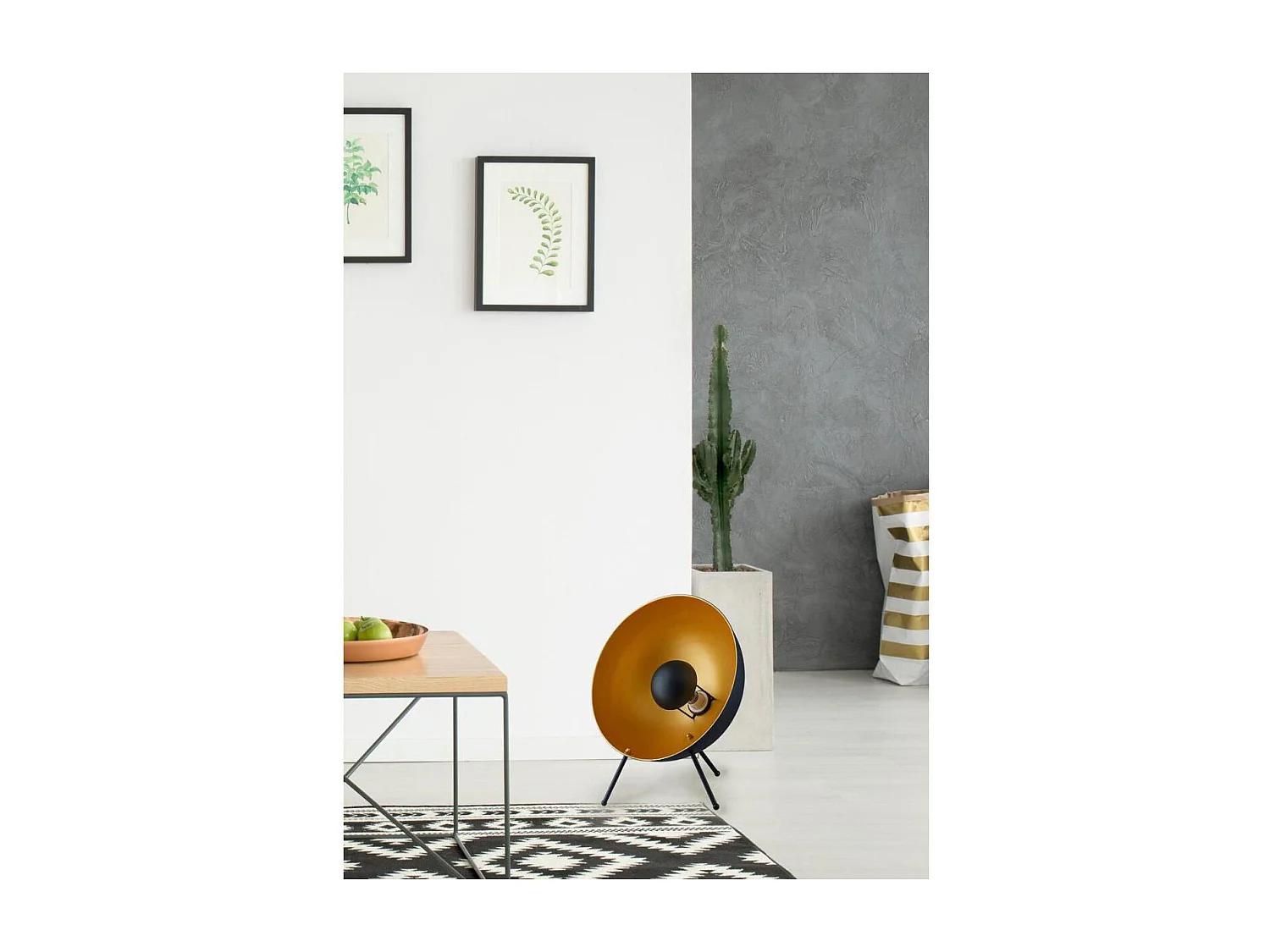 Gello tafellamp op goud en zwart metalen statief