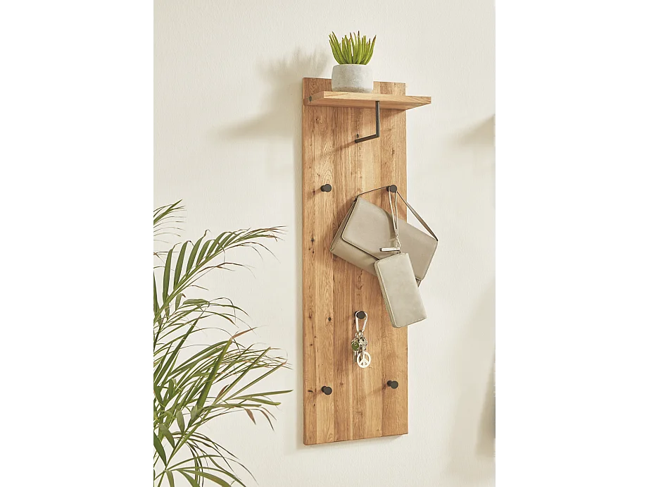 Perchero de pared de diseño industrial en roble y metal negro con 5 ganchos y estante Lorna