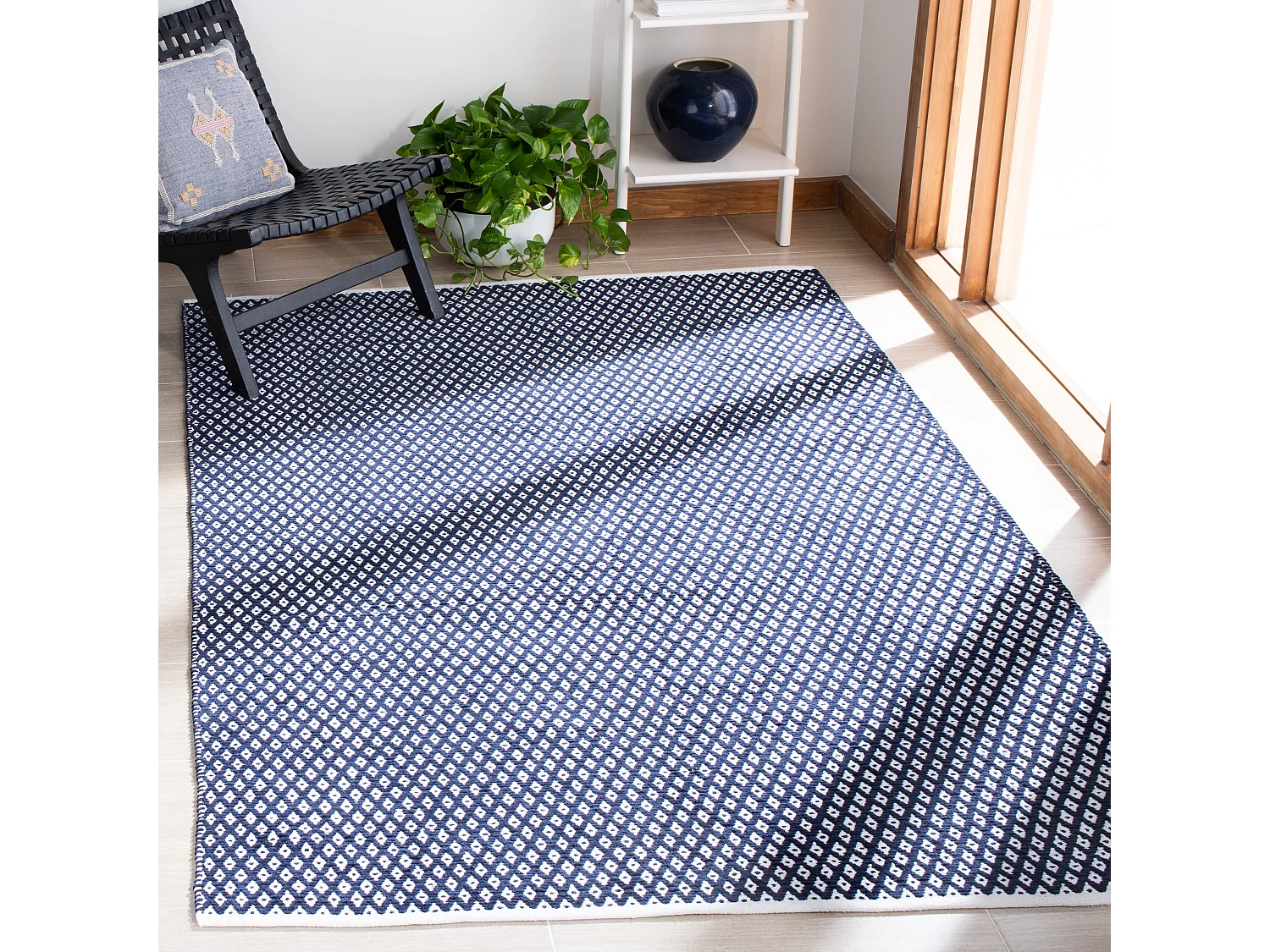 Tapis Bleu Marine 152 X 244 cm - Elara