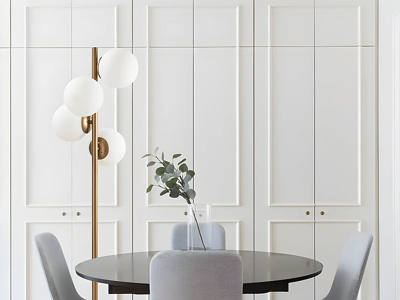 Lámpara de metal y cristal 4 globos FAZE - Alt. 130 cm - Dorado y blanco