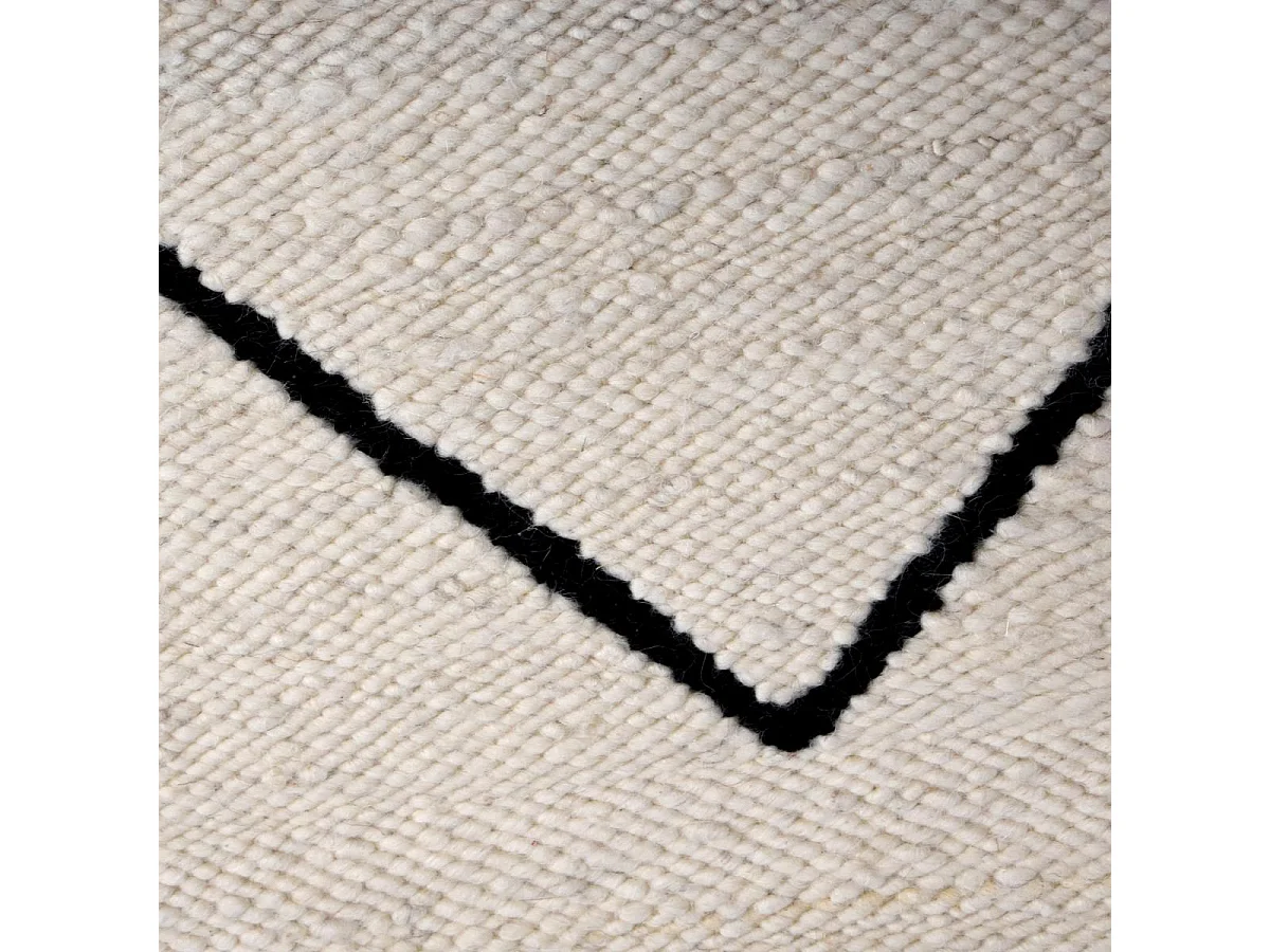 tapis grand salon 250x350 fait main en laine beige et noir motif berbère