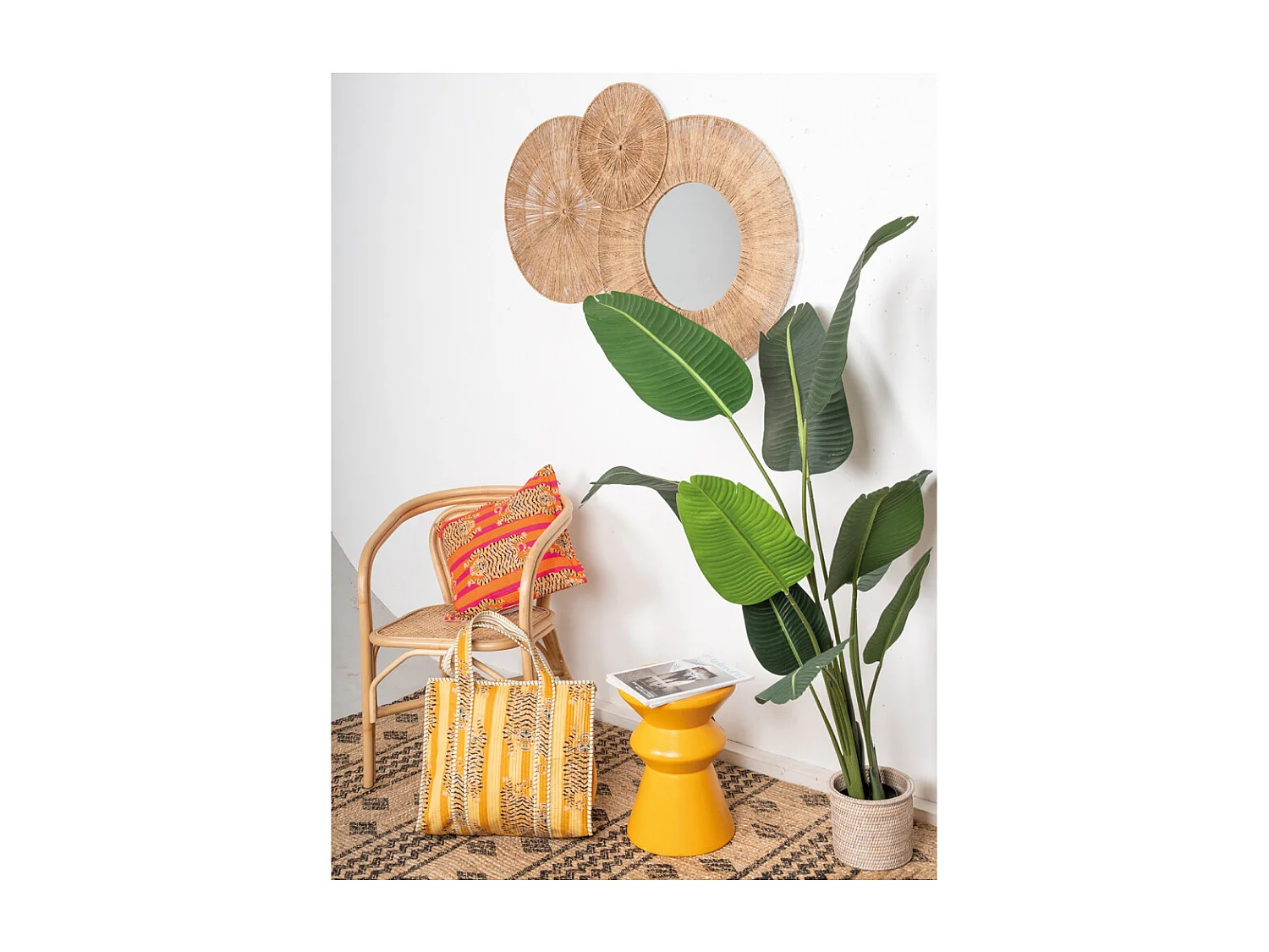 Décoration murale et miroir en jute