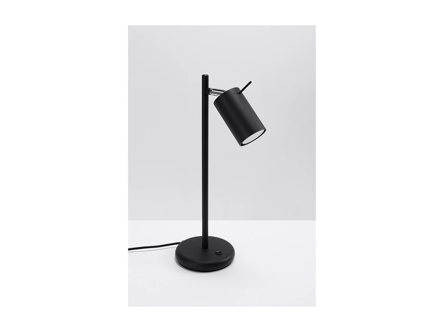 Candeeiros De Mesa Ring Moderno, Aço - 1 Lichtbronnen - L.14.5 X H.43 Cm - Preto