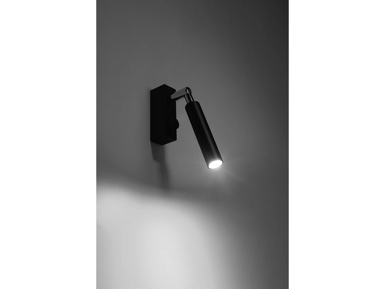 Candeeiros De Parede Eyetech Moderno, Alumínio - 1 Lichtbronnen - L.3 X H.20 Cm - Preto