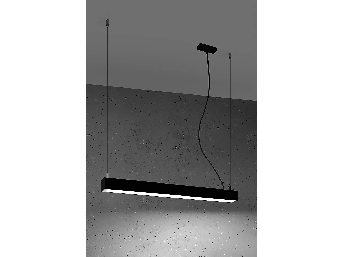 Lampada a sospensione lineare a barra dritta a LED da 65 cm integrata nera 4000K Lámpara colgante de barra recta lineal LED integrada de 65 cm negro 4000K