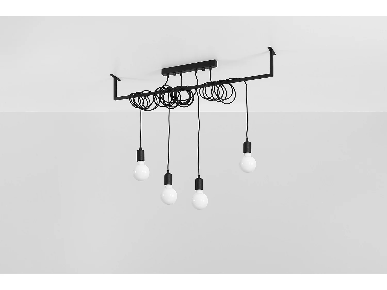 Modern Straight Bar Pendant 4 licht Black E27 Moderne Straight Bar Pendelleuchte 4-flammig Schwarz E27