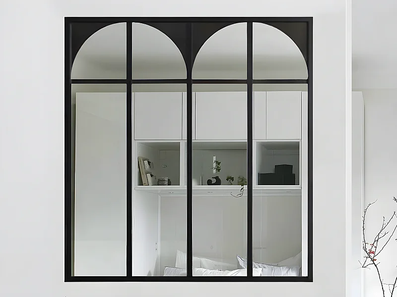 Atelier Glaswand Art Déco - 120 x 130 cm - thermolackiertes Aluminium - Schwarz - ARCADEA