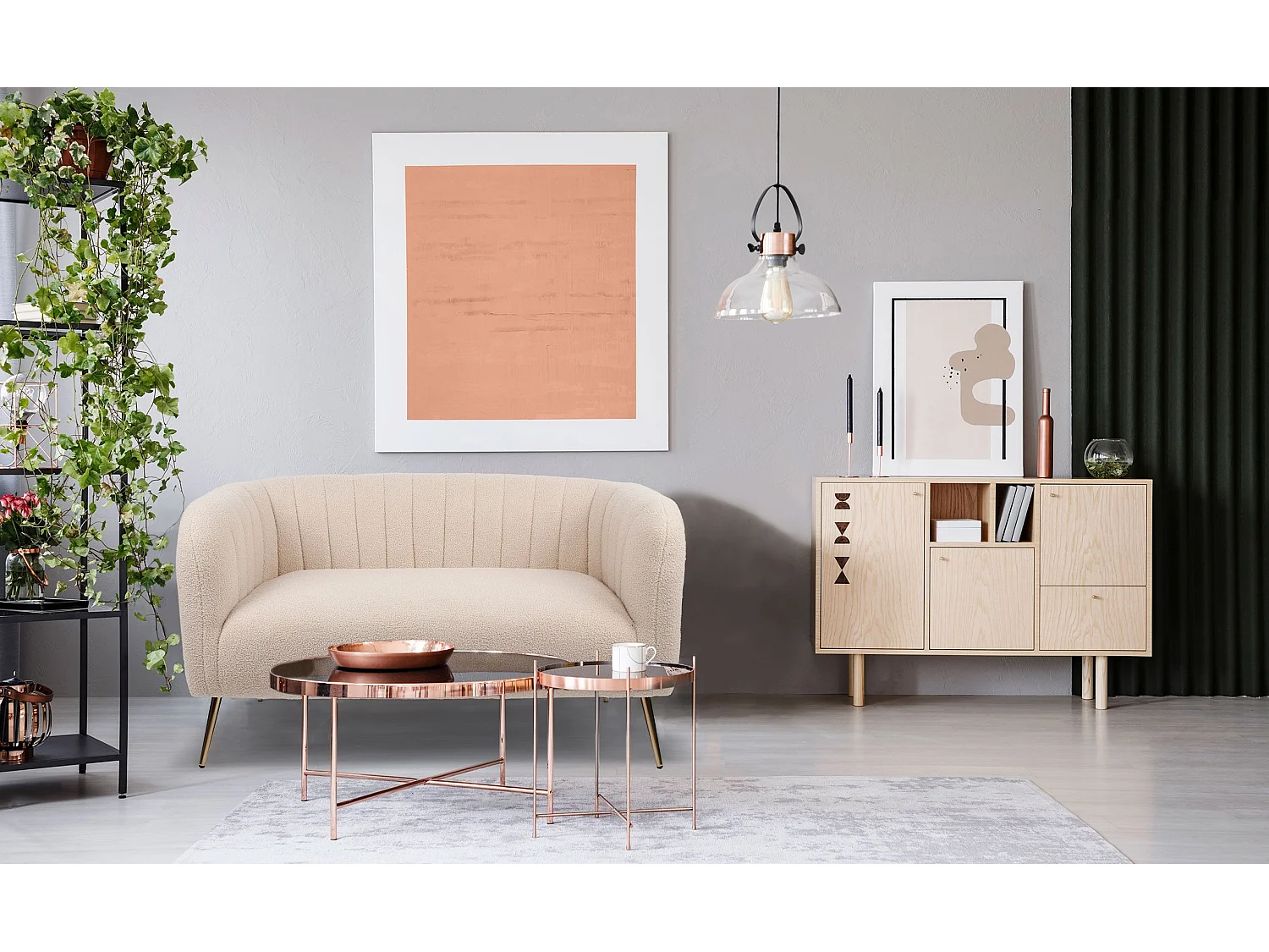 Canapé 2 places moderne Bombaro pieds métal doré et Tissu bouclette Beige