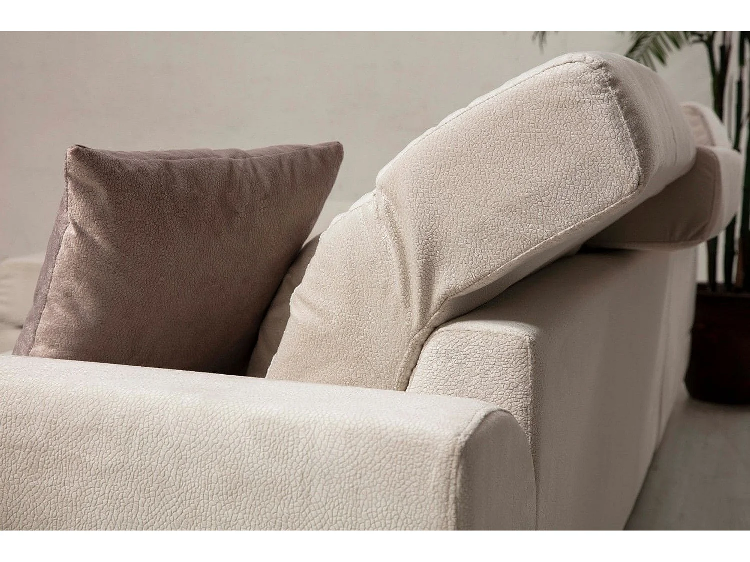 Sofá rinconero Altadena 322, De color marrón claro, 308x190x92cm