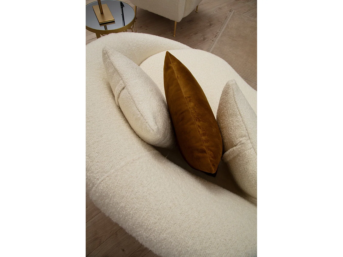 Canapé d'angle à droite avec 2 coussins Santorin Tissu bouclé Blanc crème