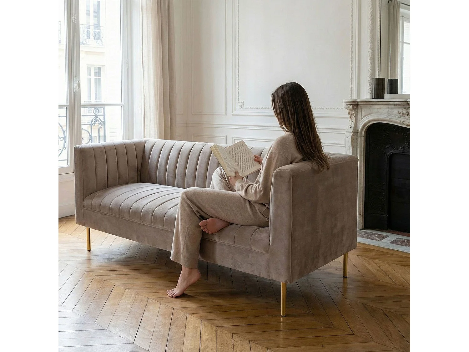 Canapé moderne 3 places à coutures verticales Sacramento Velours Taupe