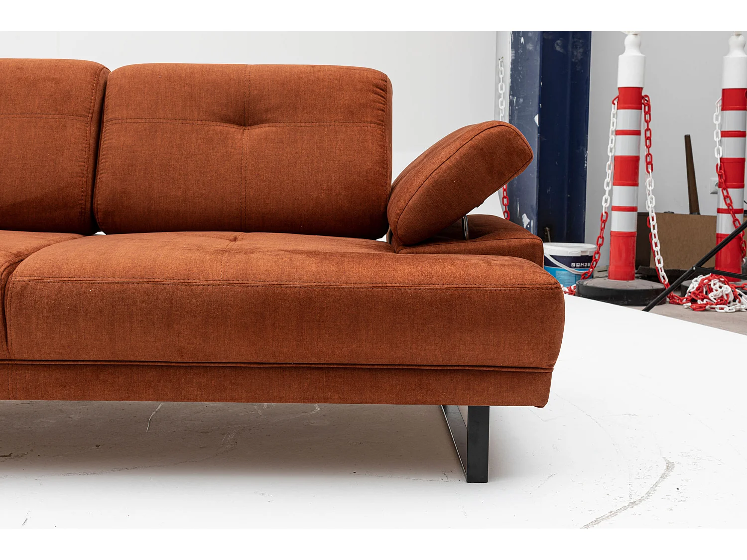 Sofá Altadena 158, Rojo, 199x99x83cm, Tapiz, Patas: Metal