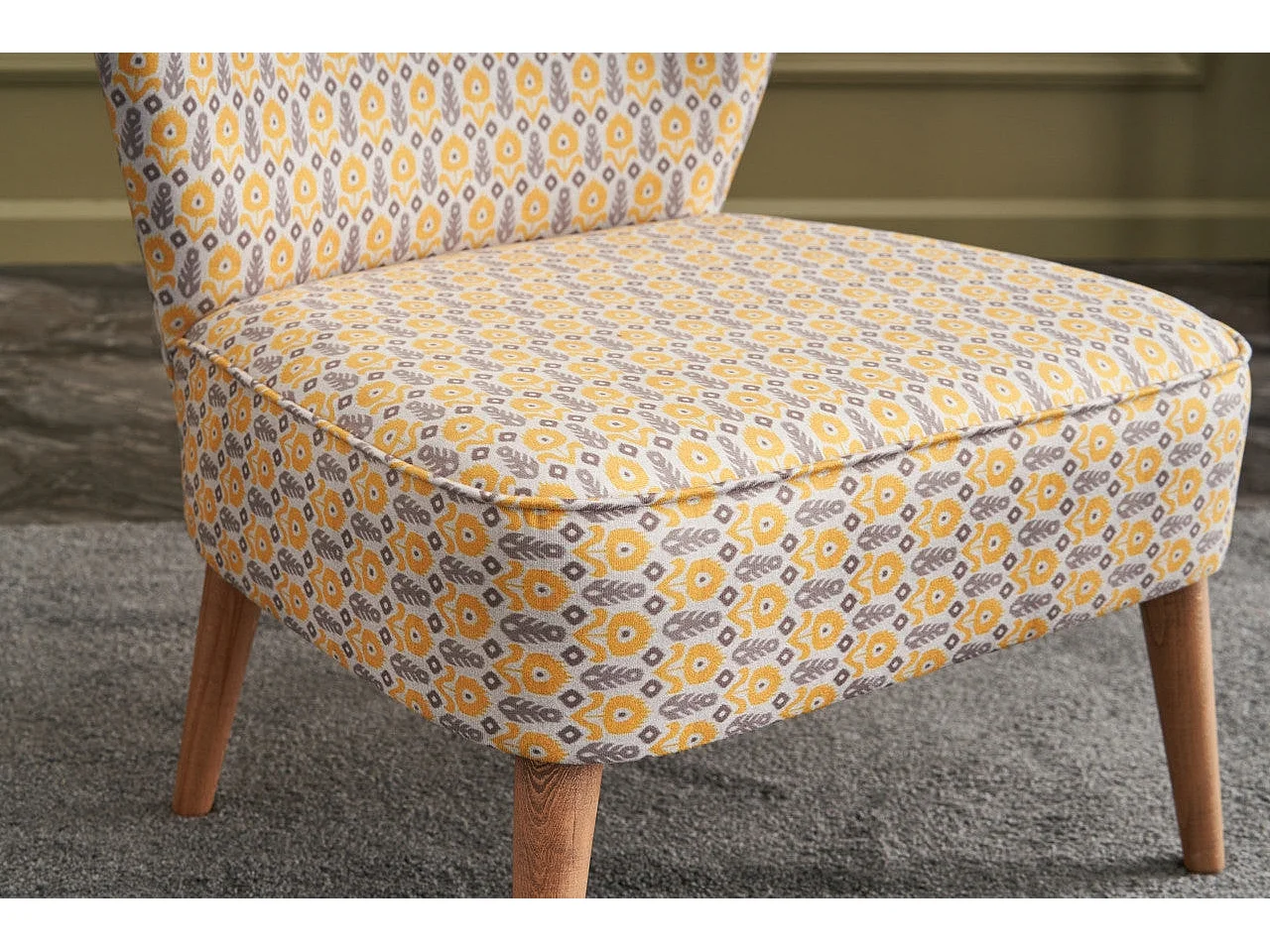 Sillón Altadena 462, Multicolor, 80x65x65cm, Tapiz, Patas: Madera