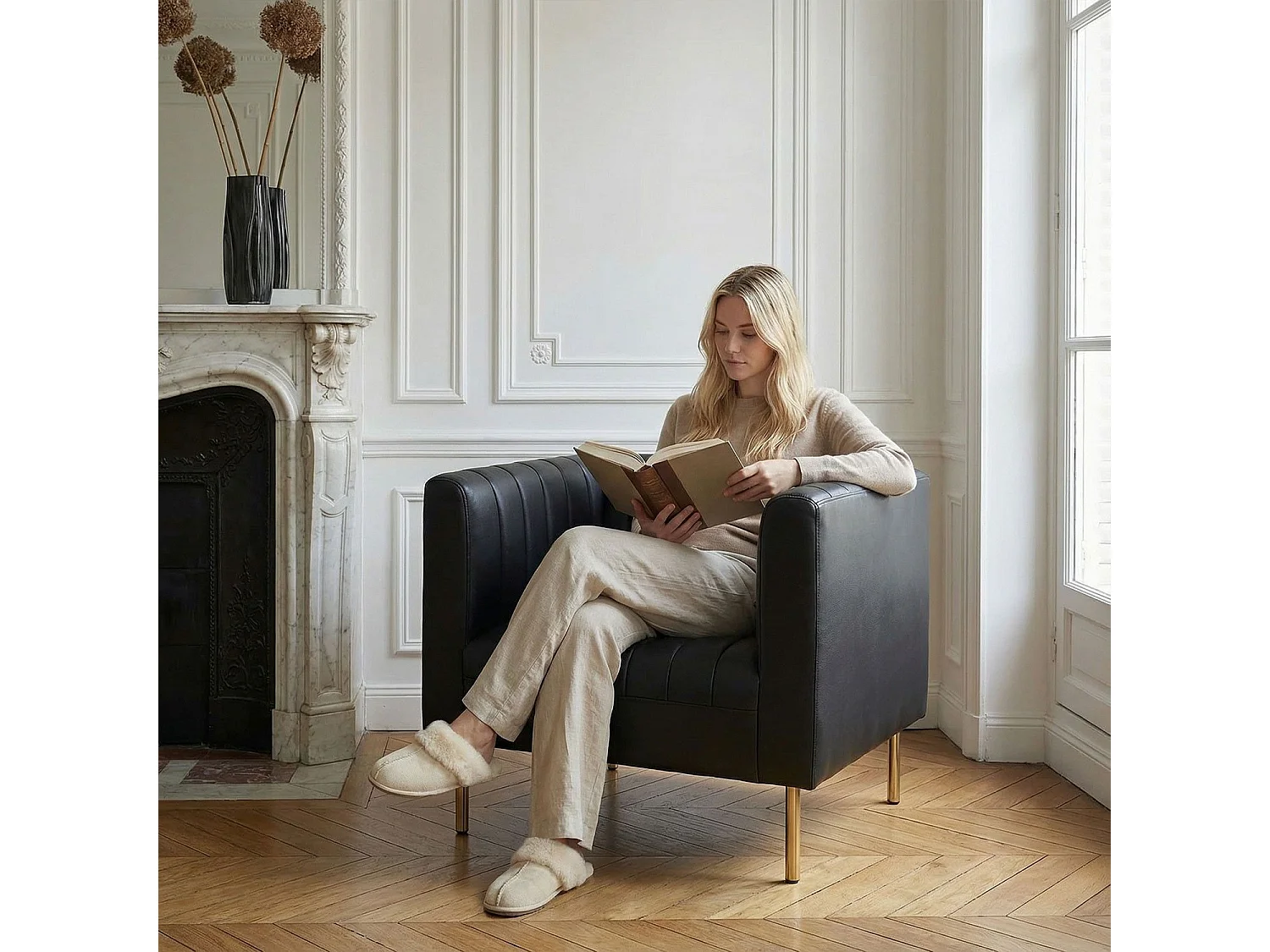 Fauteuil moderne à coutures verticales Sacramento Simili Noir