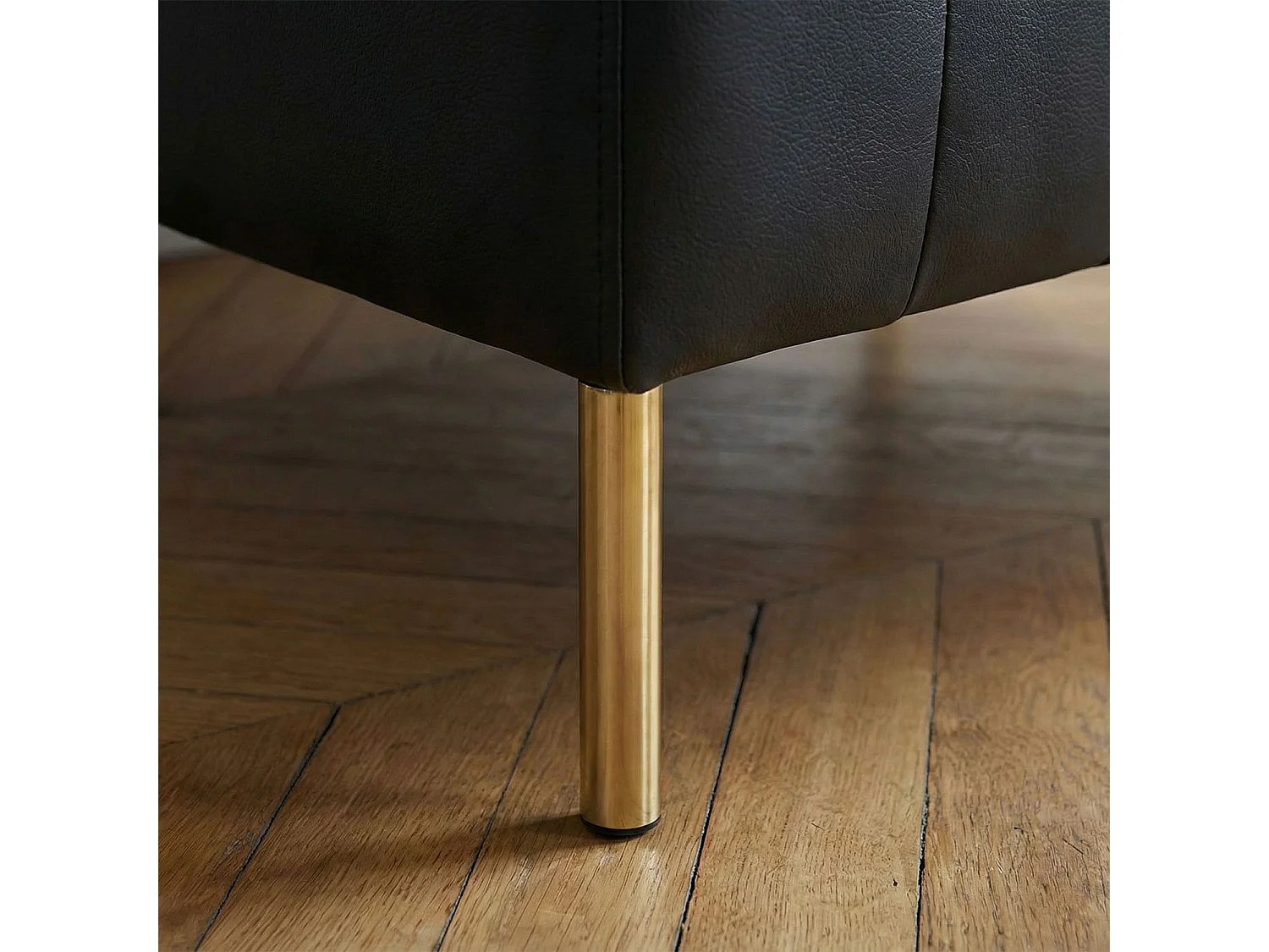 Fauteuil moderne à coutures verticales Sacramento Simili Noir