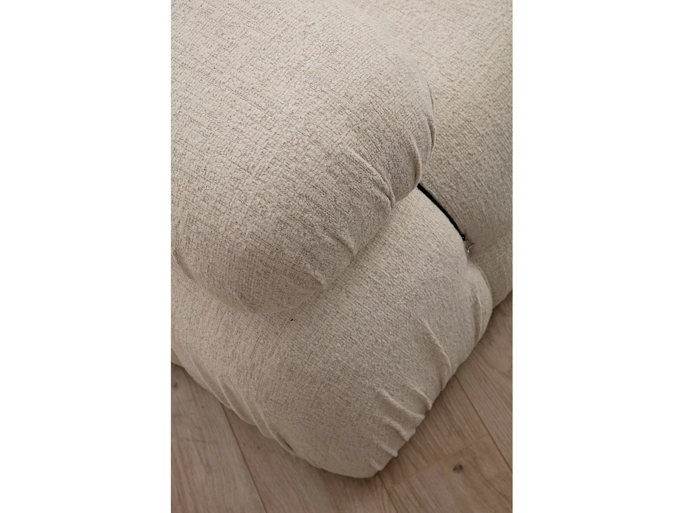 Eleganter 1-Sitzer-Sessel, cremefarben, 95x95x75 cm | Struktur aus Buchenholz und Spanplatte, 100 % Polyester, abnehmbare Rückenlehne und Ar