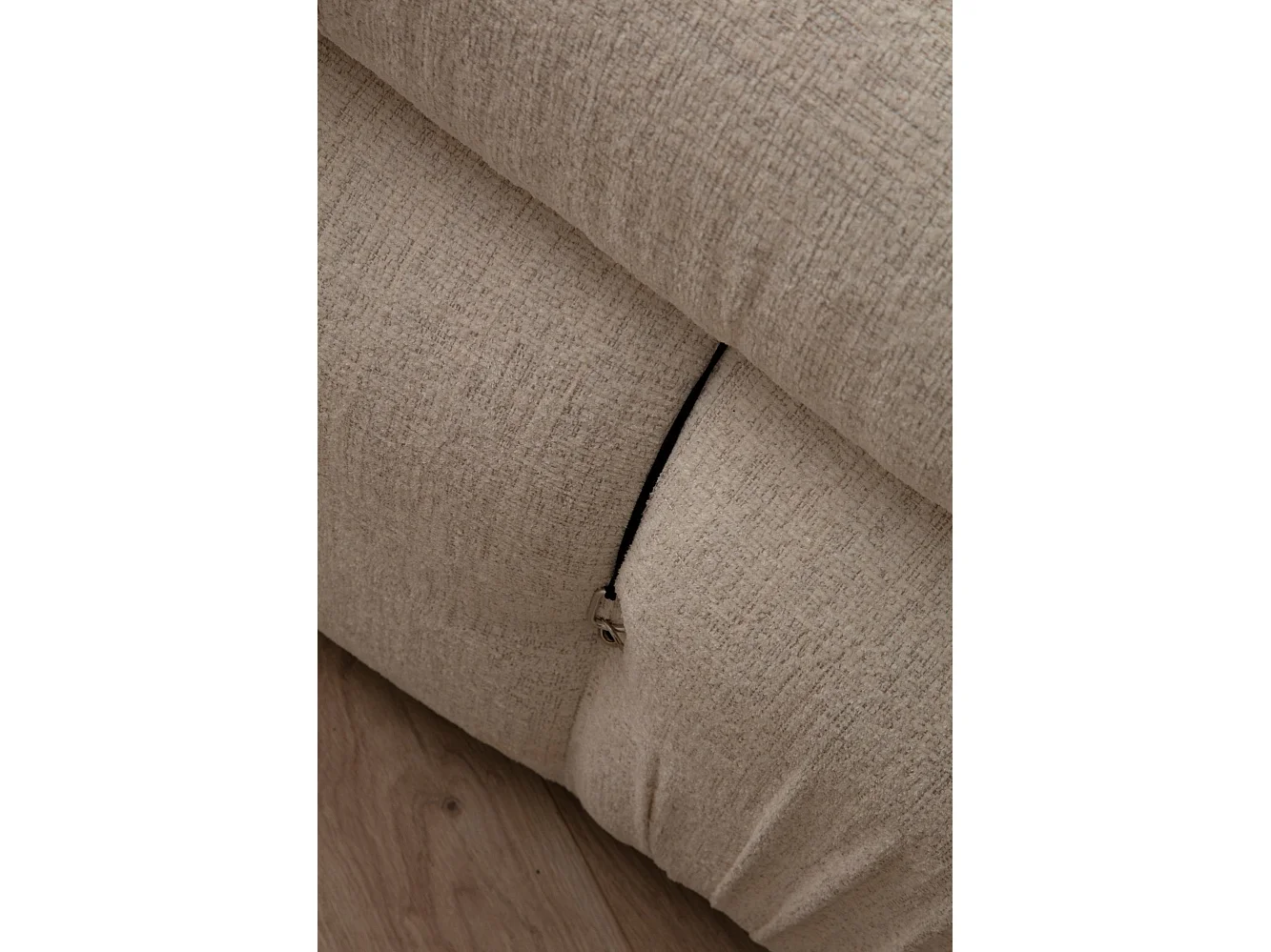 Eleganter 1-Sitzer-Sessel, cremefarben, 95x95x75 cm | Struktur aus Buchenholz und Spanplatte, 100 % Polyester, abnehmbare Rückenlehne und Ar
