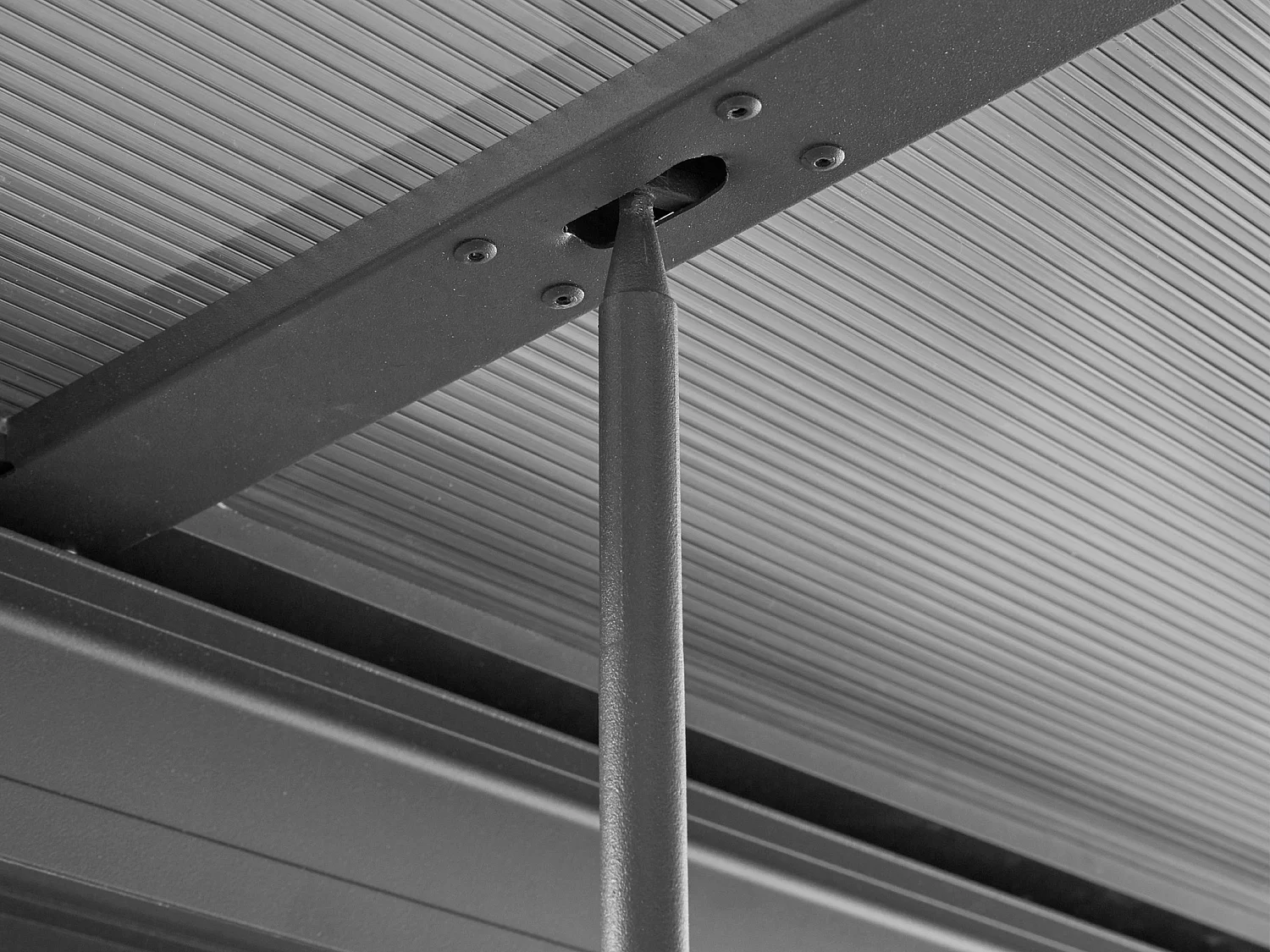 Pergola adossée en aluminium avec toit coulissant - 12 m² - anthracite - IZEDA