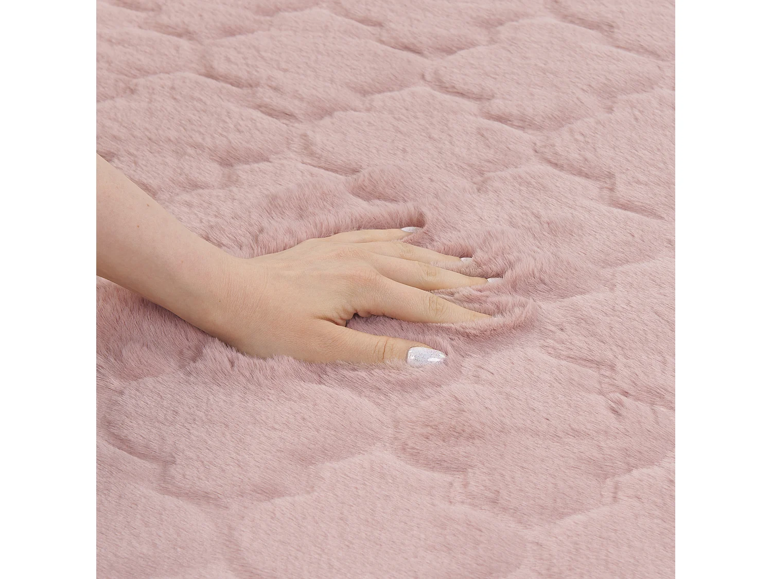 Tapis en fausse fourrure GHARO Rose 80 x 150 cm