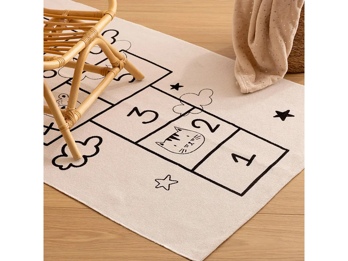 Weiches Spielteppich mit Hüpfekästchen-Muster