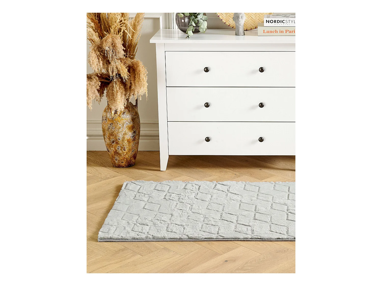 Tapis en fausse fourrure THATTA Gris clair 80 x 150 cm