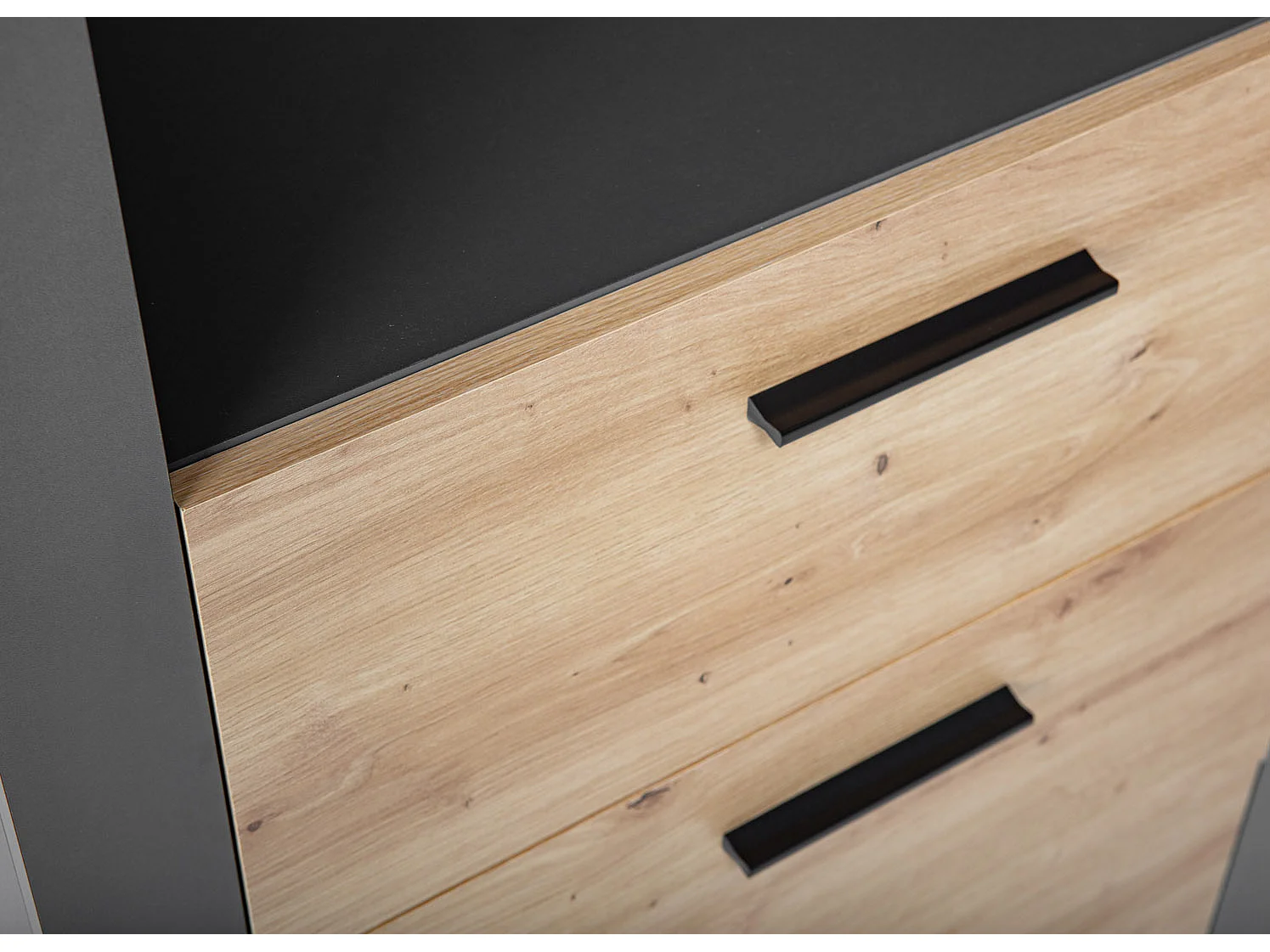 Mione ambachtelijke eiken en antracietgrijze houten plank 69 cm