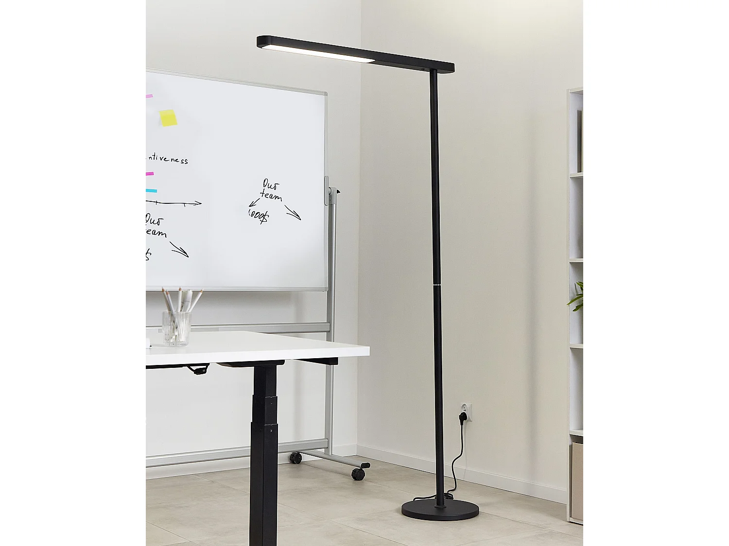 Lampadaire LED PERSEUS Métal Noir