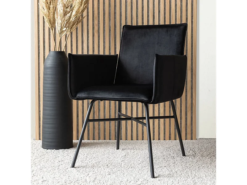 Petra eetkamerstoel met armleuningen, velours zwart.