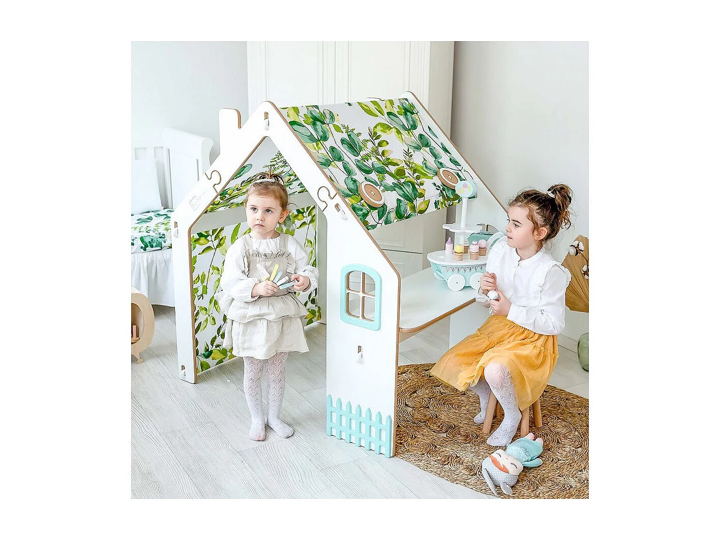 Houten "Bianelli" speelhuisje met bureau en LED - Wit/Mint voor kinderen van 3 tot 8 jaar