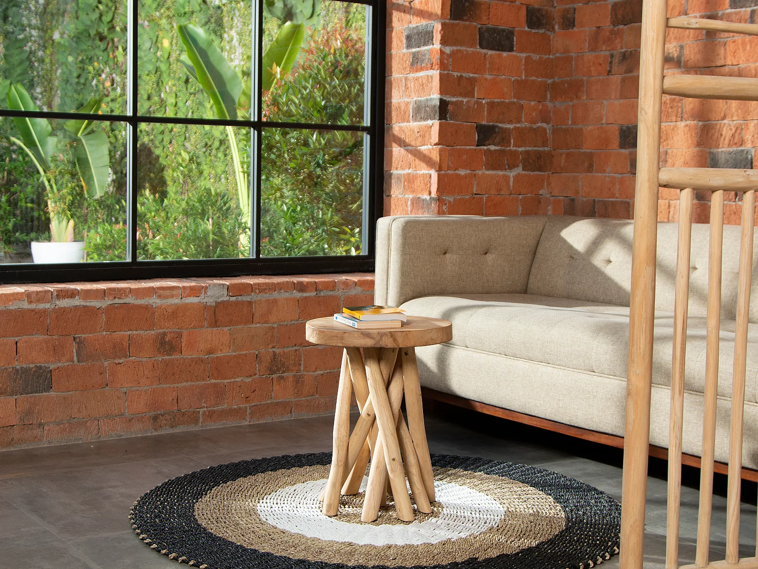 Table d'appoint en teck - Coloris : Naturel - GAYANA