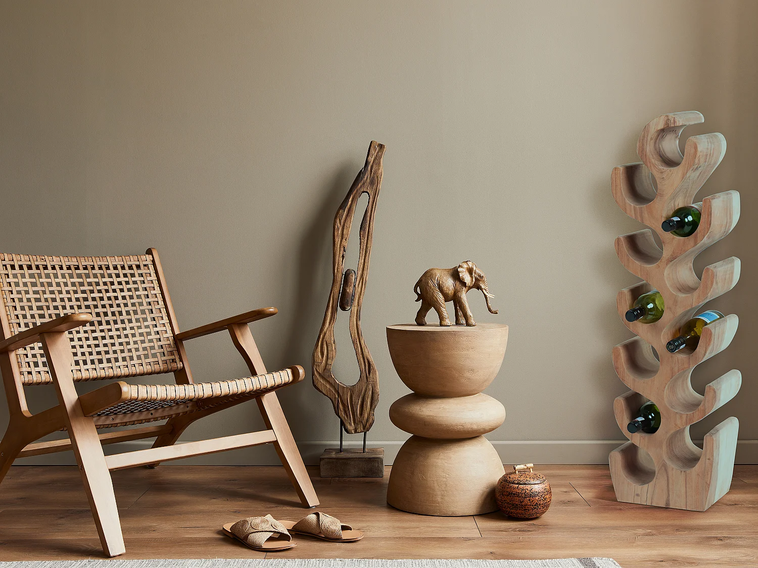 Porte-bouteilles en bois de suar - 12 bouteilles - L. 28 x P. 19 x H. 100 cm - Naturel - GUIMARAS