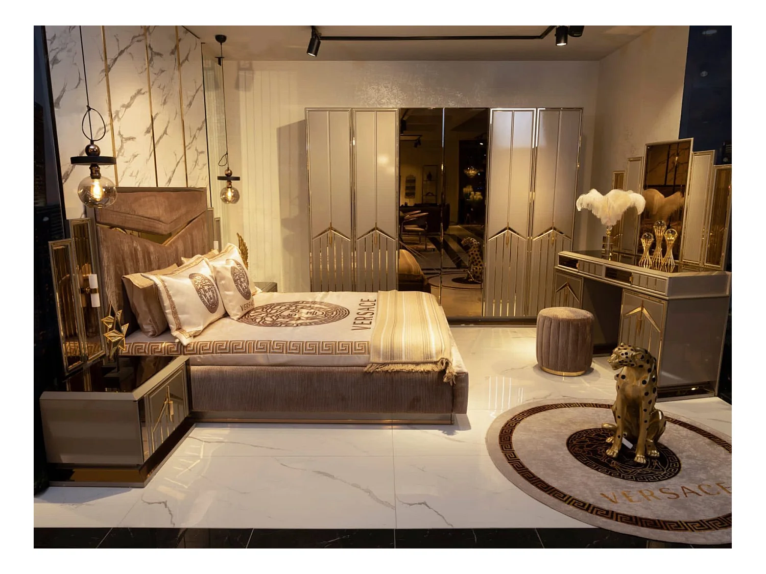 Design Schlafzimmer Komplett Set Bett Nachttisch Kommode Neu Italien 6 tlg. Sets