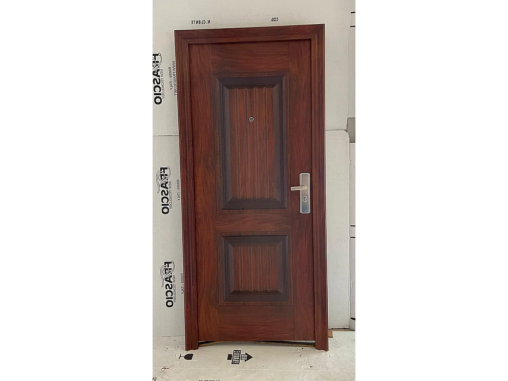 Porte d'entrée modèle 35 marron, version gauche