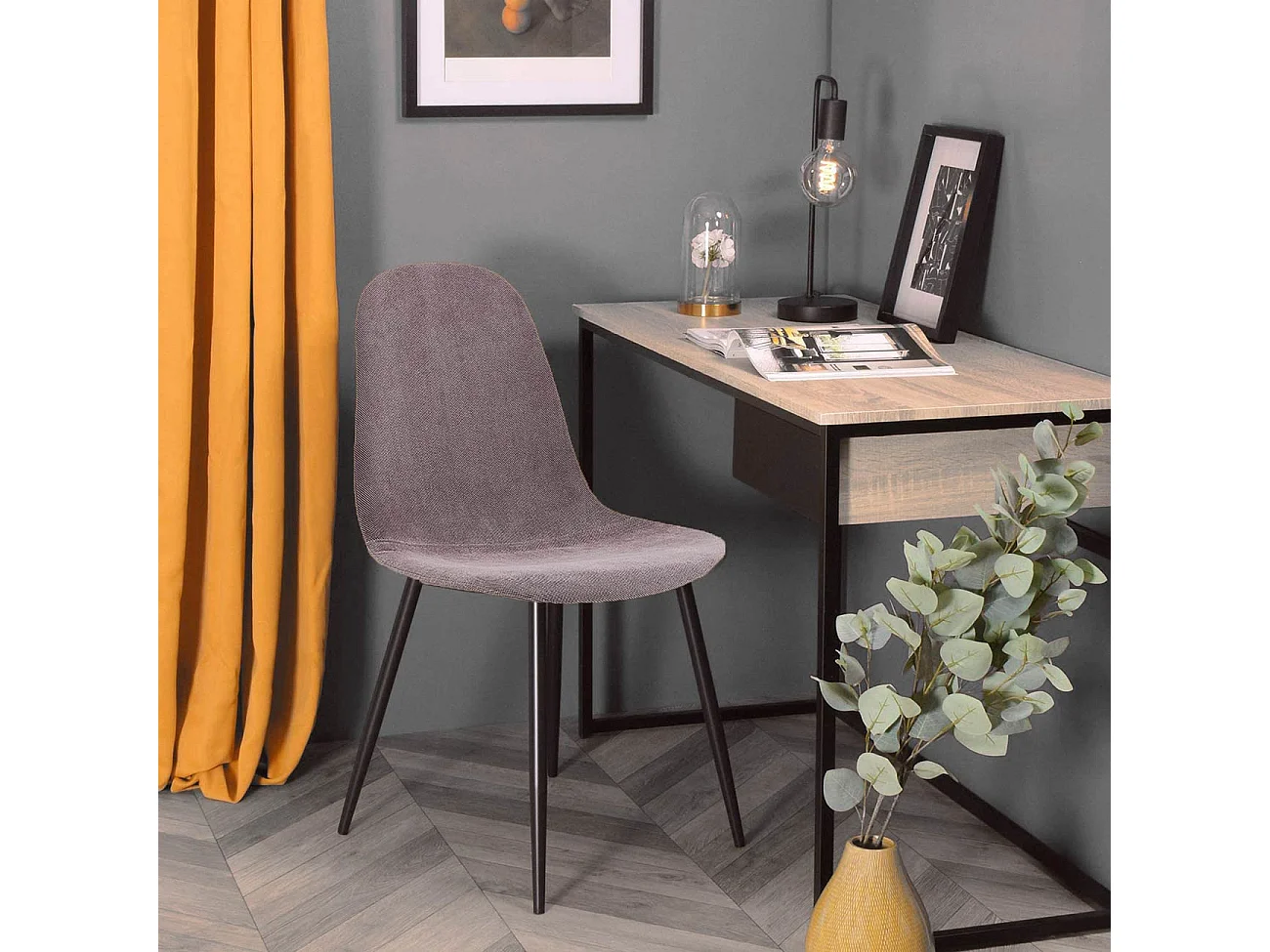 WeHome - Bella Chairs: set van 4 gestoffeerde woonkamerstoelen in bruine stof