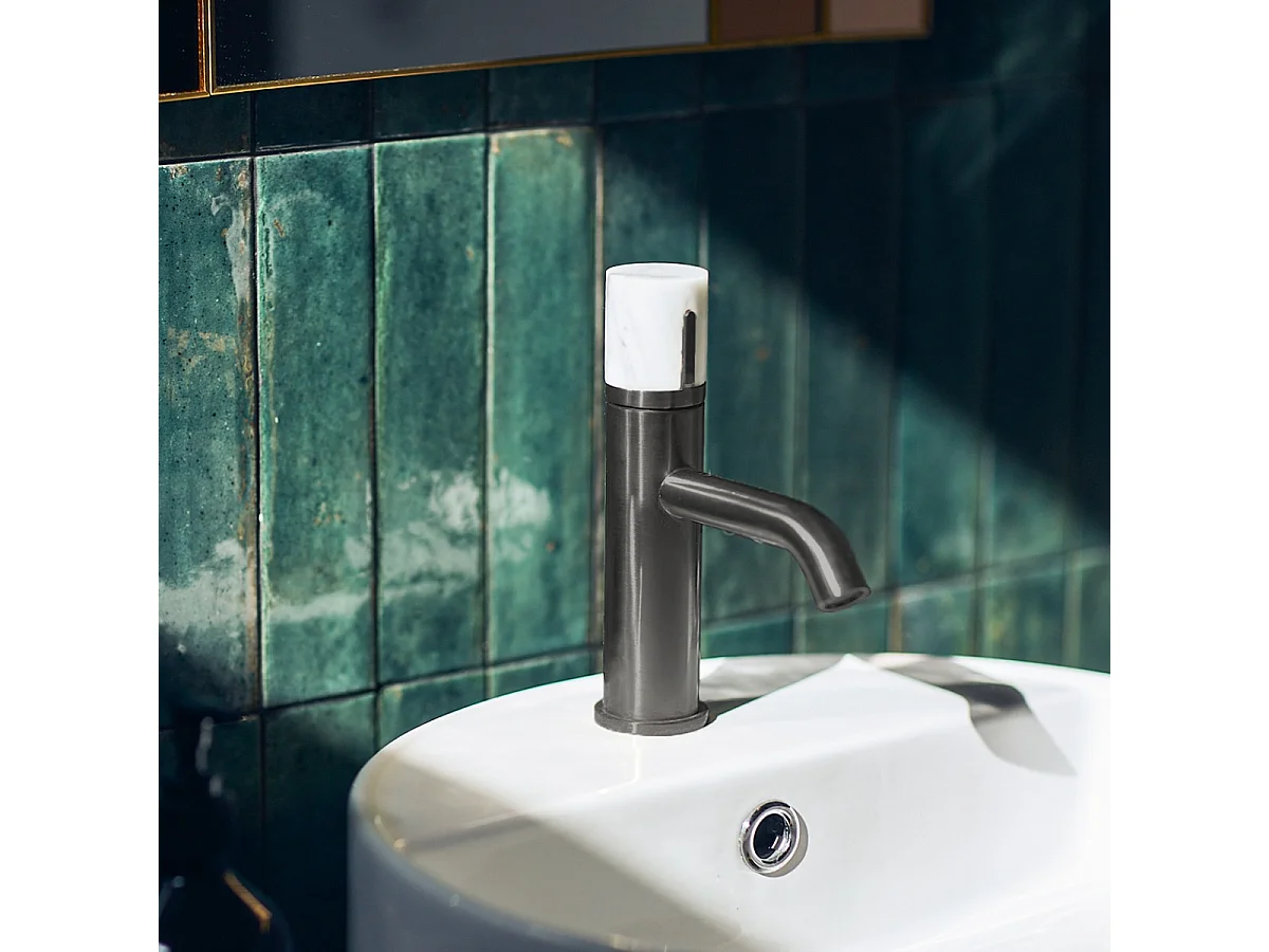 Grifo bajo de lavabo Manopola de mármol de Gun Metal Essebagno