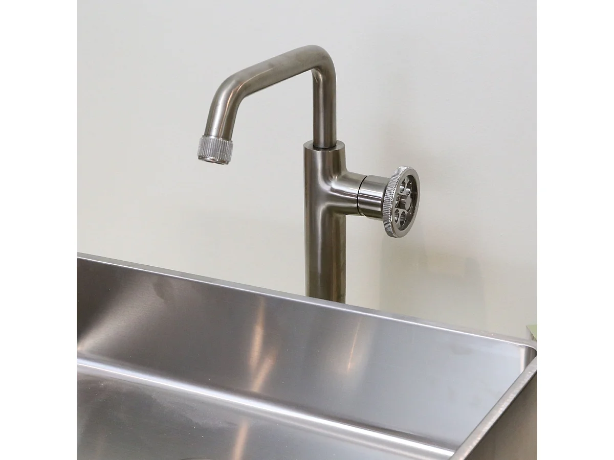 Indus mitigeur lavabo haut façon inox - Essebagno
