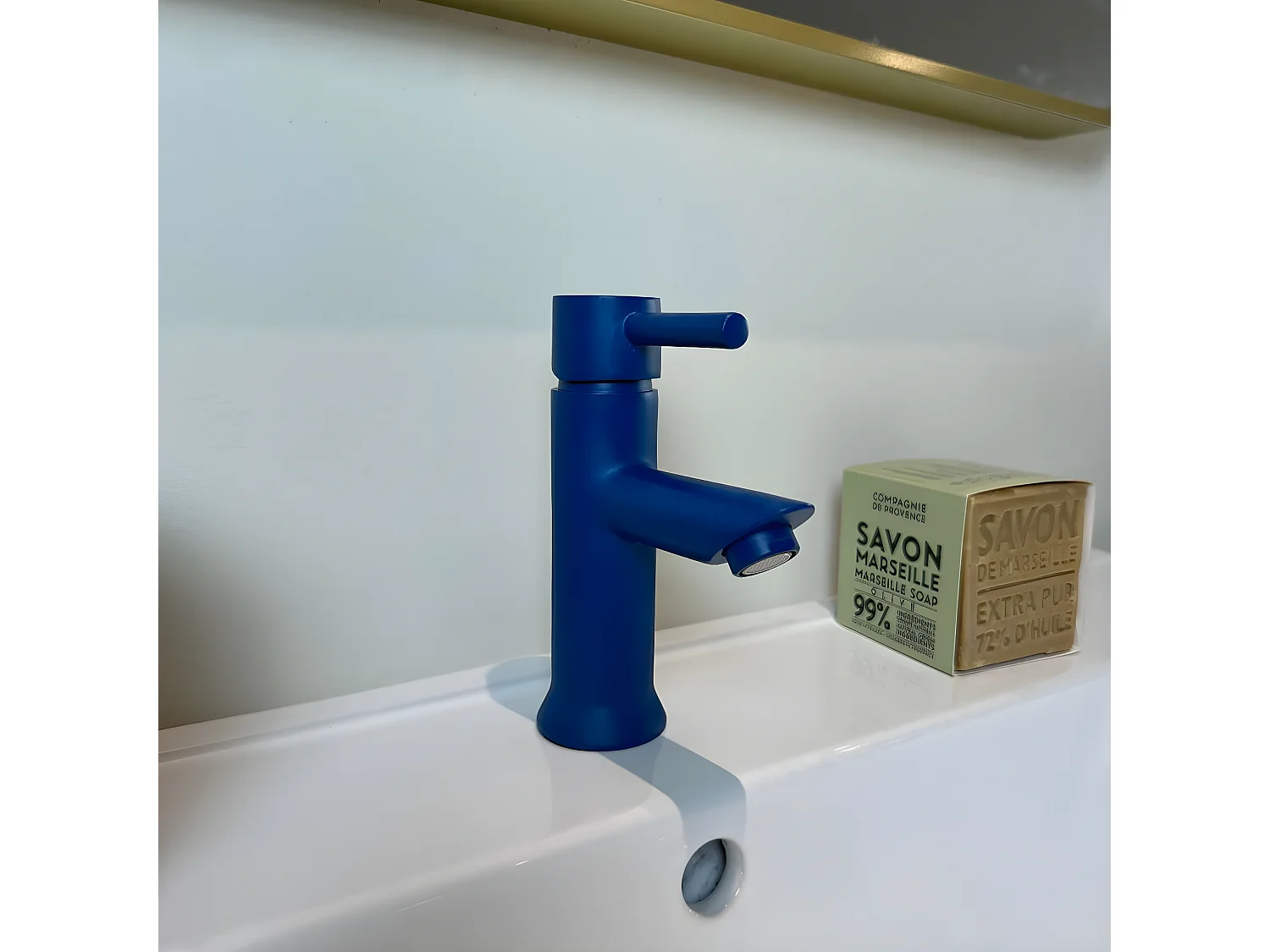 Luisa misturadora para lavatório azul Essebagno