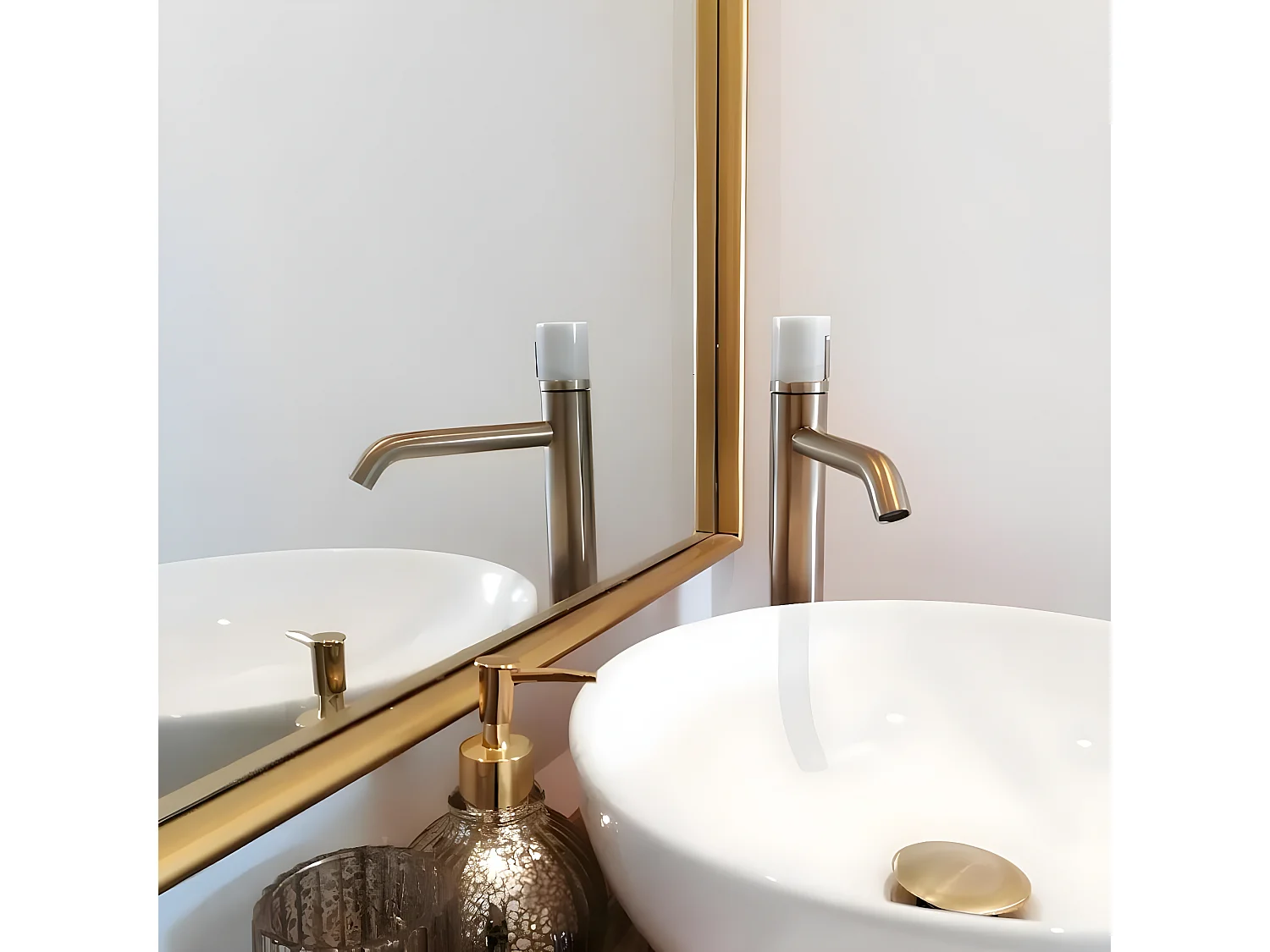 Grifo alto de lavabo Manopola de mármol de oro cepillado Essebagno