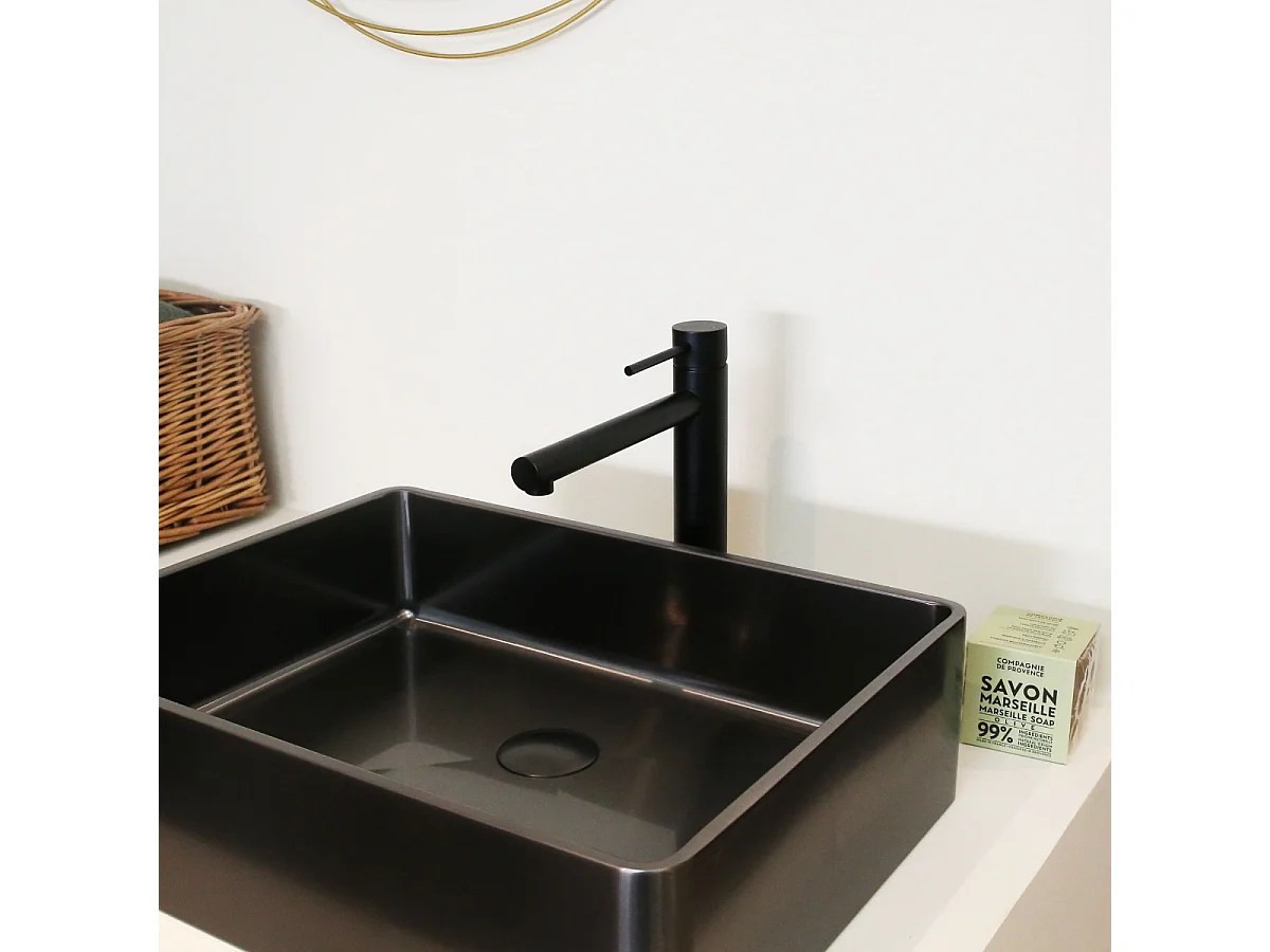 Envol Misturadora alta para lavatório preto Essebagno