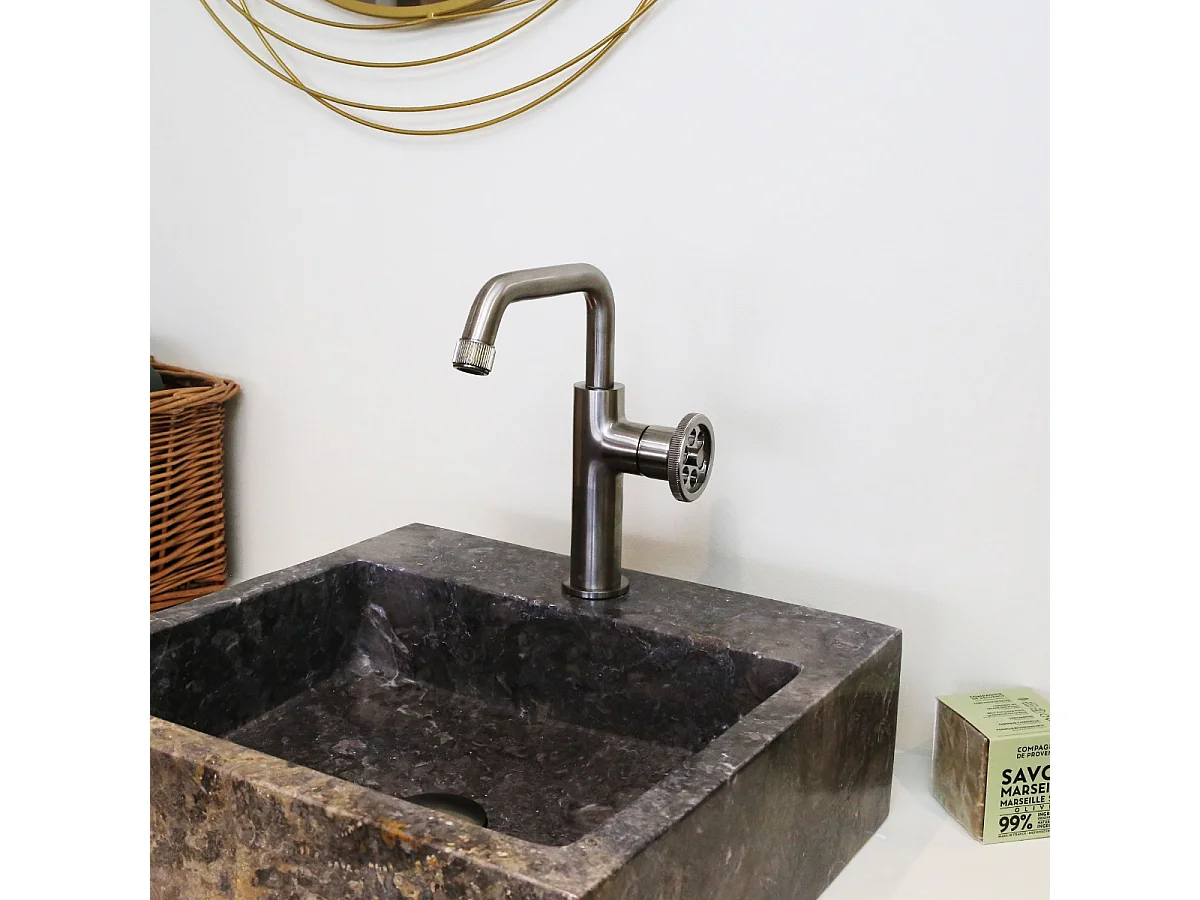 Indus mitigeur lavabo bas façon inox - Essebagno