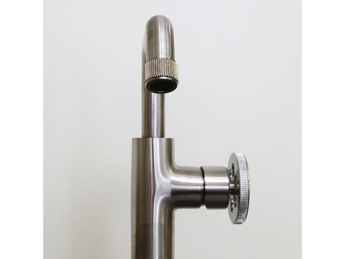 Indus mitigeur lavabo bas façon inox - Essebagno