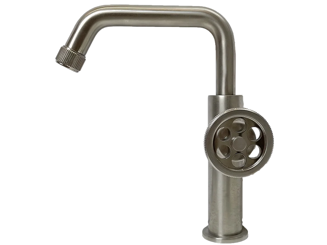 Indus niedriger Waschbeckenmischer in Edelstahloptik Essebagno