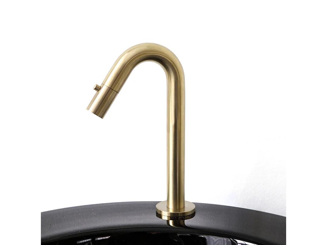 Indus robinet lave-mains or brossé eau froide - Essebagno